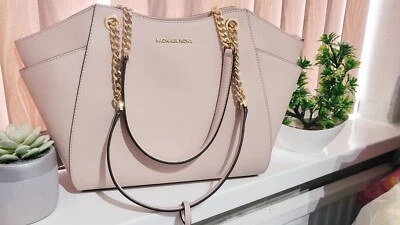 michael kors bag - Image 1 of 4