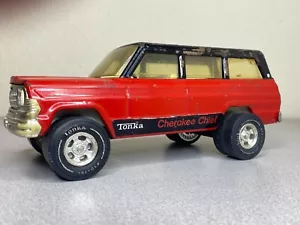 Tonka 1970 Jeep Cherokee Chief Wagoneer red 9" long 53078 - Picture 1 of 13
