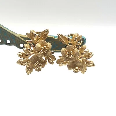 14K Yellow Gold Flowers & Leaves Omega Back Earrings Floral Design 8.3 grams - Image 1 of 4