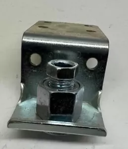 25 Qty Erico Cadweld Caddy CRLD37BNEG Rod Lock Bottom Narrow Duct Bracket 3/8" - Picture 1 of 2