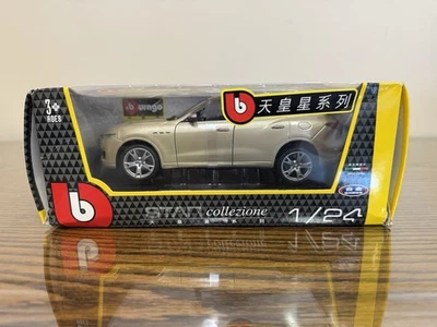 Coche modelo diecast Maserati Levante 1/24 de Bburago plateado Foto 1 de 4