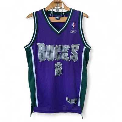 VINTAGE REEBOK Andrew Bogut #6 Milwaukee Bucks Purple Green NBA Jersey sz M - Image 1 of 4
