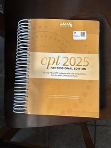 CPT Professional 2025 by American Medical Association (Trade Paperback)-READ DES - Picture 1 of 3