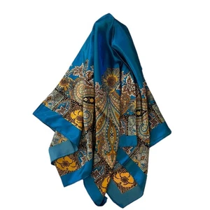 Schal türkis Paisley Blumen Satin Seide Gefühl Kopf Hals Halstuch Bandana 24x24" Neu in Verpackung - Bild 1 von 2