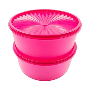 Juego de contenedores de almacenamiento de plástico redondo Tupperware Pink Deco de 1,8 L - Imagen 1 de 7