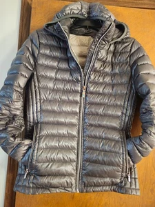 Calvin Klein cappotto donna full zip puffer con tasche/cappuccio zip leggero - Foto 1 di 18