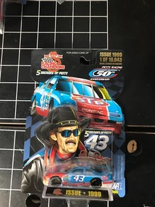 Richard Petty 1/64 5 decades of petty 1999 Pontiac grand prix - Picture 1 of 5