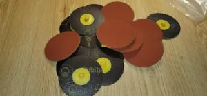29 pc.  3” 80 GRIT 3M ROLOC DISC. MADE IN USA (loc stk) Sanding - Bild 1 von 1