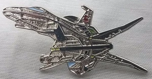 Star Fox - Prendedor esmaltado Great Fox Carrier Ship  - Imagen 1 de 5