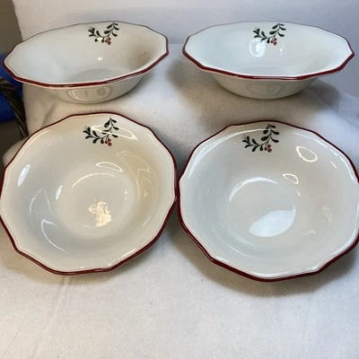 Set of 4 Better Homes & Gardens Mistletoe Christmas Soup Cereal Bowls Red Rim - Image 1 of 4