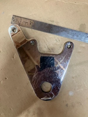 harley chopper motorcycle chrome caliper bracket - Imagen 1 de 4