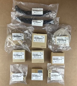 Genuine Engine Timing Chain Kit 2.0L 2.4L Sonata Tucson Kia Optima Sorento OEM - Picture 1 of 3