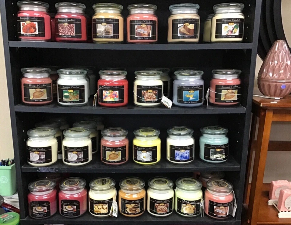 BEANPOD CANDLES  Bird of paradise  16 OZ SOY JAR CANDLE - RARE - BRAND NEW - Image 1 of 1