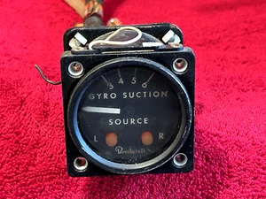AIRBORNE MFG 2 1/4" MEDIDOR DE SUCCIÓN ILUMINADO P/N 1G9-35 BEECHCRAFT - Imagen 1 de 7