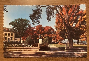 Vintage Fredericton New Brunswick Kanada Offiziere Platz Königin Straße Postkarte - Bild 1 von 8