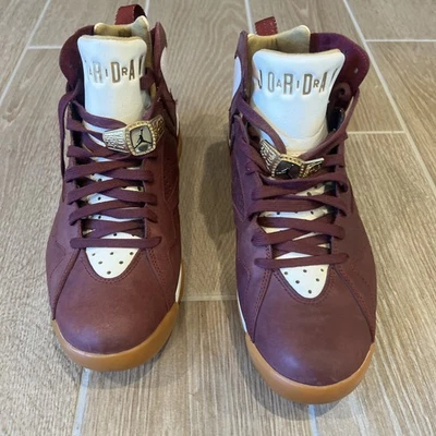 Talla 9.5 - Air Jordan 7 Retro Cigar Foto 1 de 4