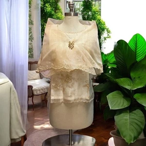 Scialle ricamato Filippiniana Alampay beige floreale Maria Clara Pañuelo taglia unica - Foto 1 di 5