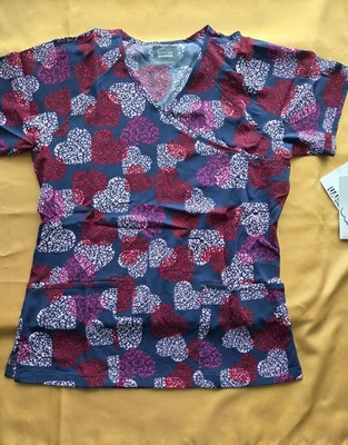 Womens Scrub Top Butter-Soft UA Polyester Stretch Navy Pink Hearts  Stretch - Image 1 of 4
