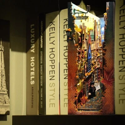 Gift HarryPotter Hogwarts DIY Building Puzzle Toy Booknook (Children/Teens/Ad) - Image 1 of 4