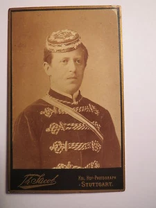 AV Alania Stuttgart - Student in Kneipjacke mit Band & Mütze mit Zirkel / CDV - Bild 1 von 3