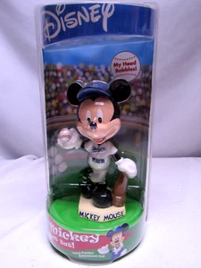 disney mickey at bat bobblehead los angeles dodgers very rare - Picture 1 of 8