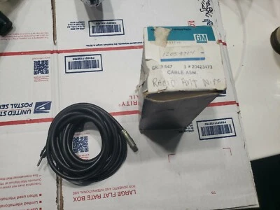 Новый из старых запасов 1985-88 Oldsmobile 98 1987 и 1990 Toronado 1987 Bonneville кабель, радио муравей - Изображение 1 из 3