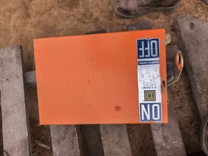 1 USED SQUARE D PQ-3603 Ser 2 I-LINE BUSWAY SWITCH Orange OR Gray Lids - Picture 1 of 18