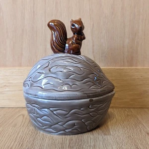 Piatto caramelle scoiattolo ceramica vintage forma noce coperchio marrone biscottiera *LEGGI - Foto 1 di 10