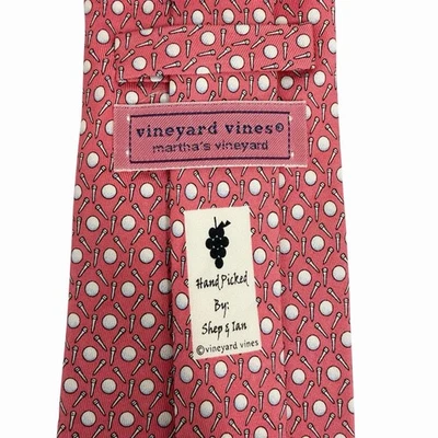 Pelotas y camisetas de golf Vineyard Vines para hombre color rosa coral seda 3,25" (W) 58" (L) guc Foto 1 de 4