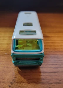 Husky Models #7 TÜRKIS & WHITE DUPLE VISTA 25 COACH MADE N GREAT BRITAIN 1965 - Bild 1 von 6