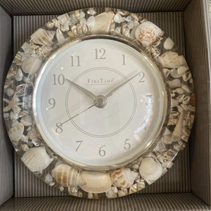 Nuevo de Lote Antiguo Reloj de Pared Seashell, Reloj Analógico de Resina Transparente con Conchas Marinas Reales EN CAJA - Imagen 1 de 16