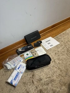 Mercedes Benz E Class Owners Manual And First Aid Kit ( ORIGINAL!! ) - Picture 1 of 24