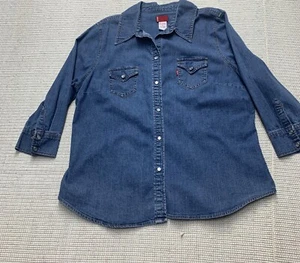 Levi’s Women’s Pearl Snap Button Down Denim Shirt - Size XL - Picture 1 of 8