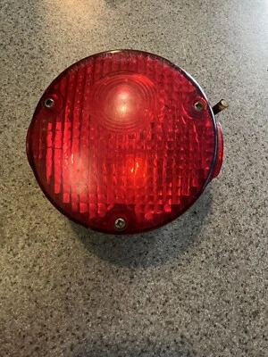 LUZ TRASERA YAMAHA Dt DT100 DT125 DT175 DT250 DT400 TX XS XT RD125 RD250 RD350 Foto 1 de 4