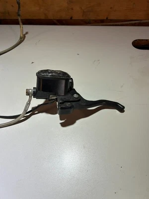 Polaris Assault Pro RMK 800 2014 cilindro maestro de freno/línea de freno Brembo Foto 1 de 4