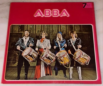 OZZY OSBOURNE - BARK AT THE MOON - VINILO FIRMADO LP - AUTOGRAFIADO!! BLACK SABBATH Foto 1 de 3