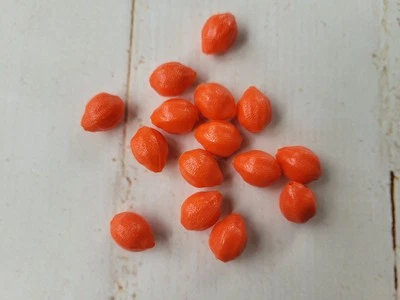 Dijes de joyería vintage de plástico con forma de fruta con cuentas - naranja limón - texturizado Foto 1 de 2