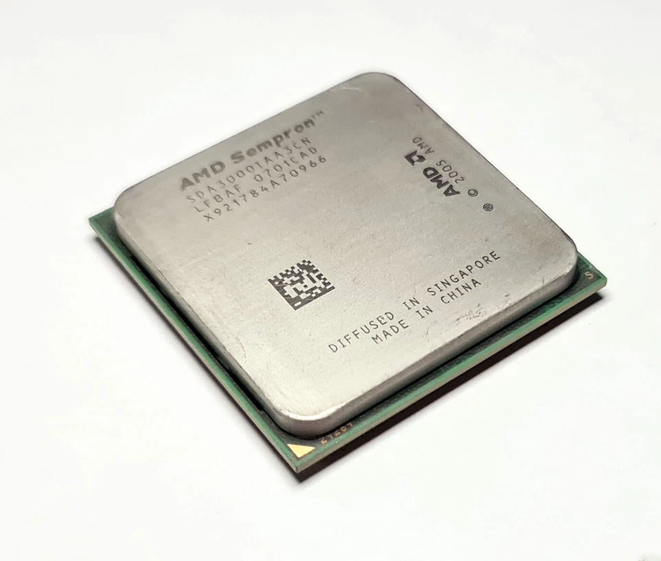 AMD Sempron 64 3000+ 1.6 GHz - SDA3000IAA3CN Socket AM2 - Image 1 of 1