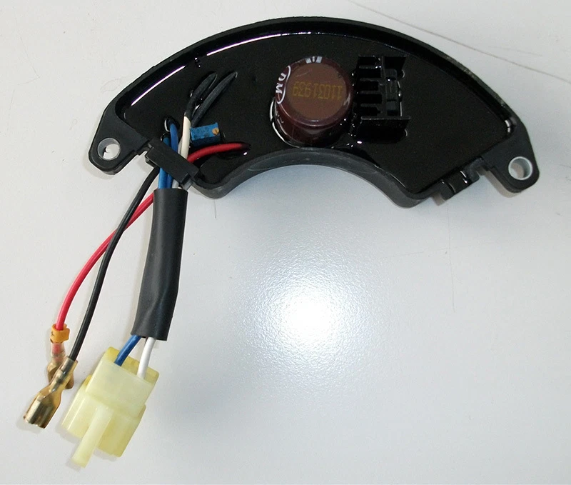 NEU, Spannungsregler AVR 230V 6-7KW, 1-phasig - Bild 1 von 1