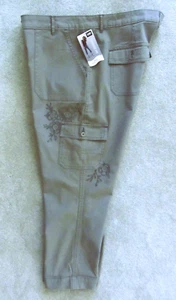 Lee Women's Embroidered Cargo Crop Capri Pants Grey/Olive Stretch 16 M - Picture 1 of 6