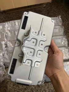 Toyota Corolla Hybrid Battery Computer Assembly 89890-02010 - Picture 1 of 6