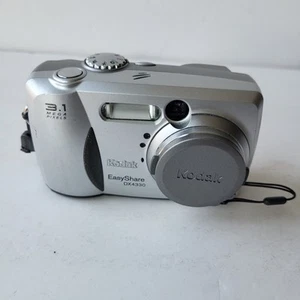 Kodak EasyShare DX4330 Digital Camera 3.1 MP 10X Zoom For Parts - Picture 1 of 7