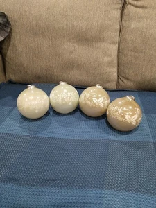 Blessings Unlimited Glass Christmas Ornament Ball Peace/Joy Large 5" India 4pcs - Picture 1 of 23