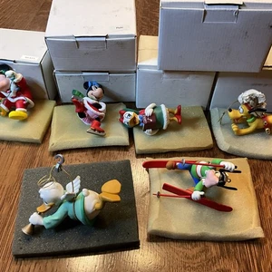 Lote De Colección De 6 Adornos De Árbol Mágico De Navidad DISNEY Grolier ~ En Caja - Imagen 1 de 16