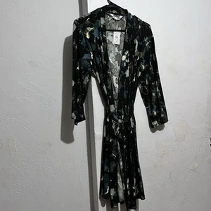 Primark Morgenmantel Gürtel Größe 6 oder klein schwarz mit Blumen gebraucht - Bild 1 von 9