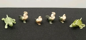 Hagen-Renaker 4 gallos y gallinas y 2 tortugas verdes - Juego de 6 - Imagen 1 de 2