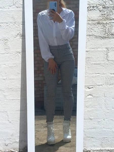 Stretchige Slim Fit grau karierte Hose Damen Medium bequem und stilvoll - Bild 1 von 6