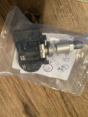 GENUINE JAG TPMS SENSOR VALVE - Image 1 of 2