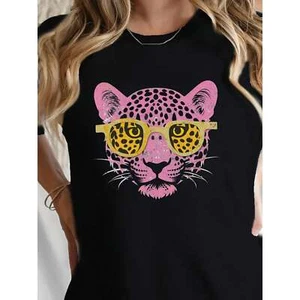Pink Leopard Print Round Neck T-shirt, Women's Casual Short Sleeved T-shirt - Picture 1 of 12