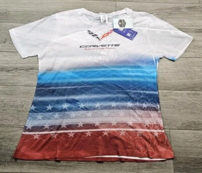 Camiseta Patriótica Doble Cara Museo Nacional Corvette AOP Nueva con Etiquetas Adulto Grande Foto 1 de 4